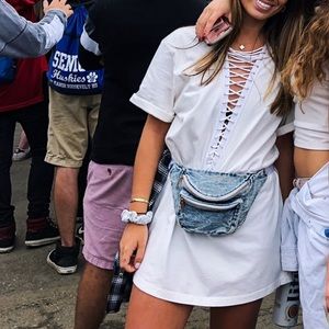 Emma & Sam LF Lace Up Tee Dress